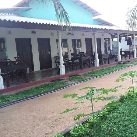 Theepan'S Home Nilaveli Ngoại thất bức ảnh