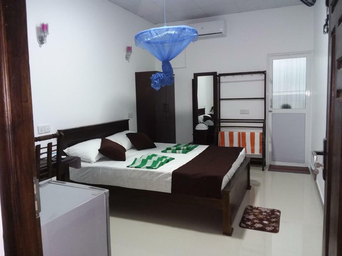 Theepan'S Home Nilaveli Ngoại thất bức ảnh