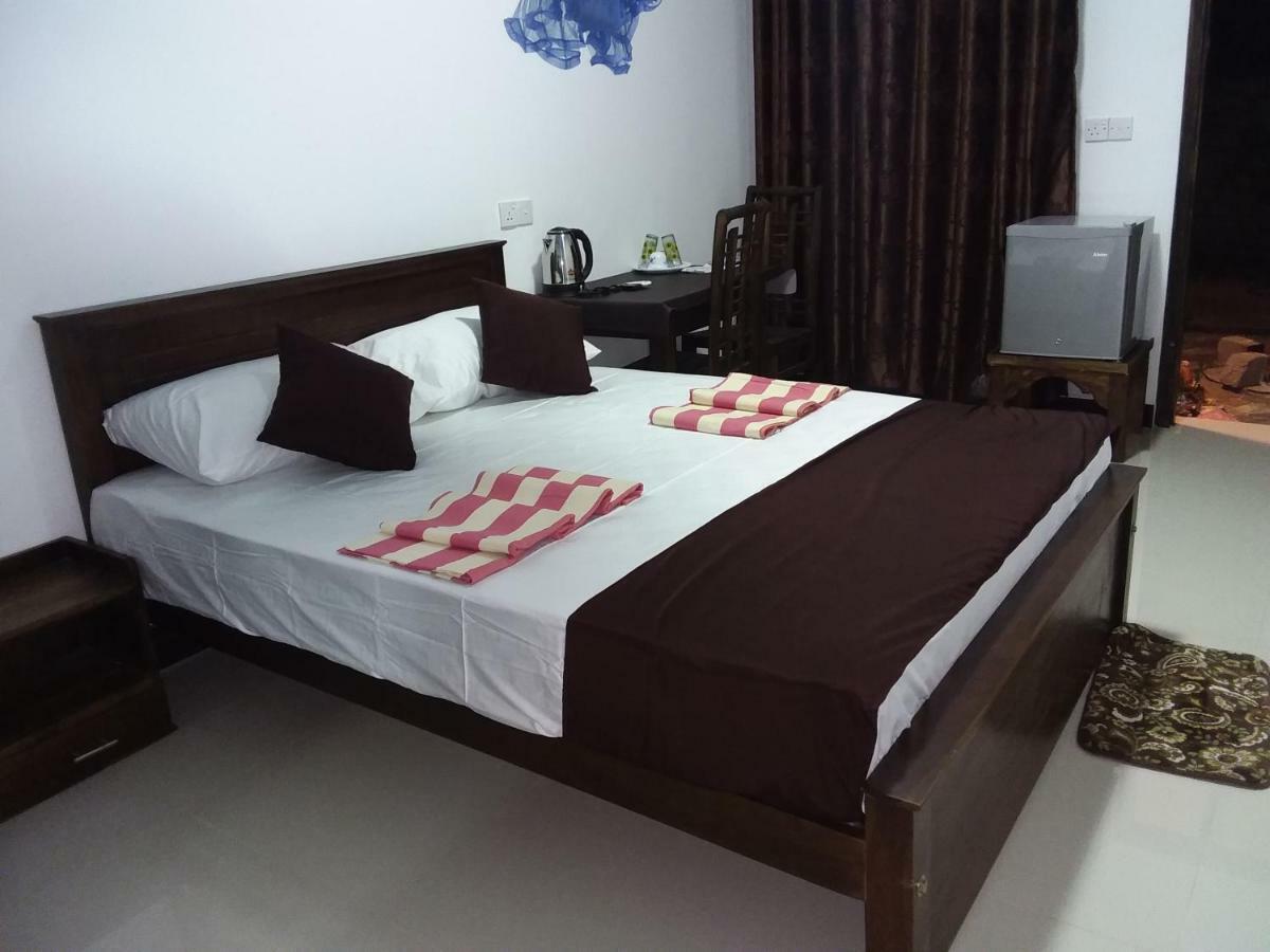 Theepan'S Home Nilaveli Ngoại thất bức ảnh