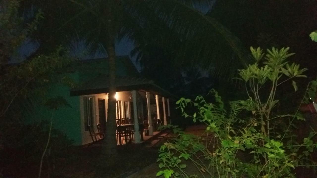 Theepan'S Home Nilaveli Ngoại thất bức ảnh