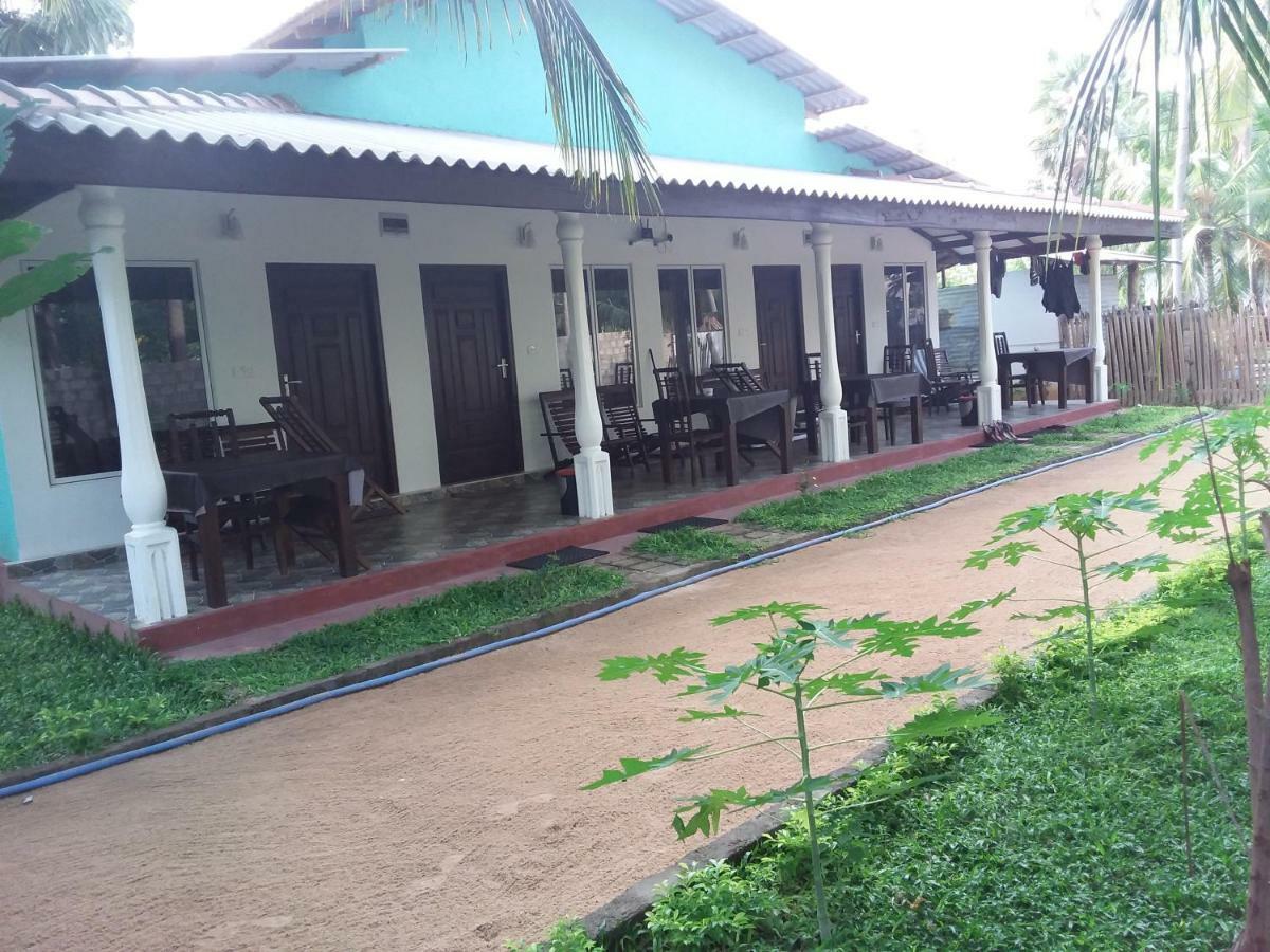Theepan'S Home Nilaveli Ngoại thất bức ảnh